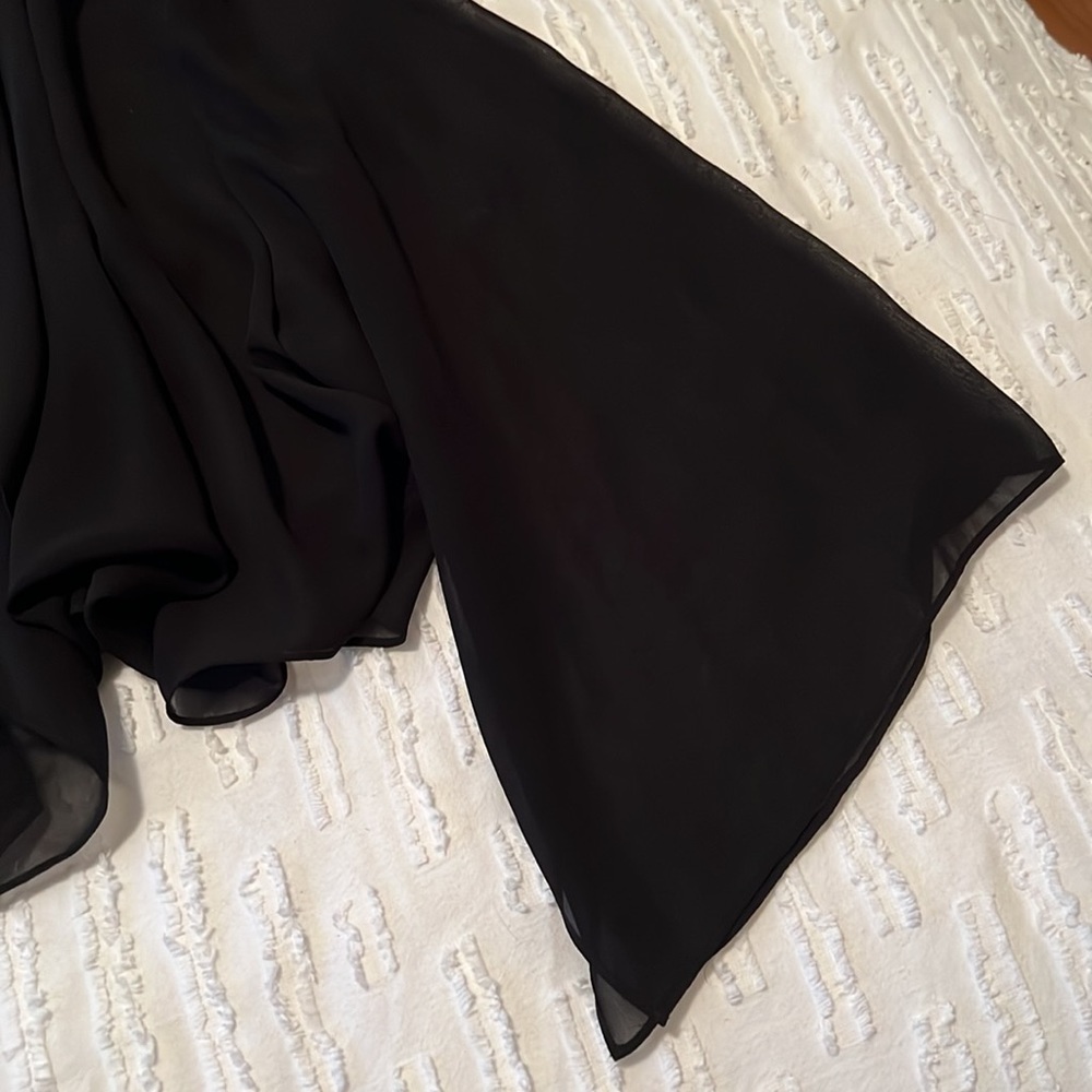 Evening dress cover up from Bloomingdale’s - Picture 3 of 3